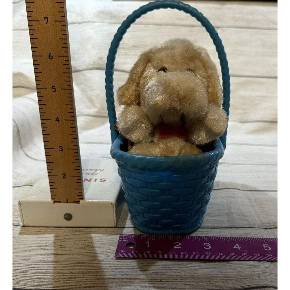 Vintage Wind Up Barking Puppies in a Blue Basket Made in Japan See VIDEO TubH2